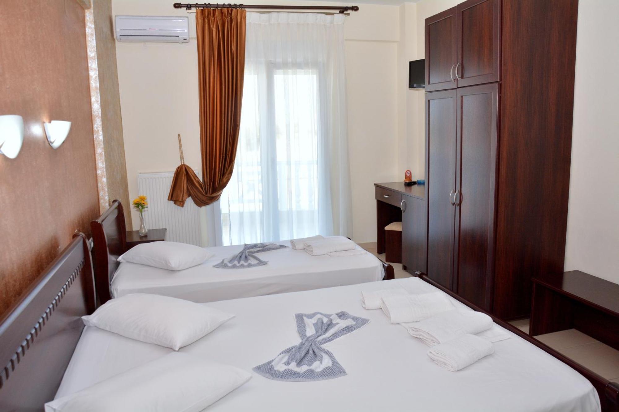 Hotel Paris Paralía エクステリア 写真