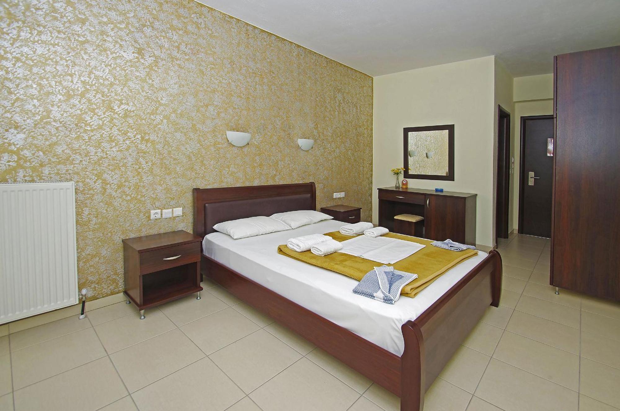 Hotel Paris Paralía エクステリア 写真