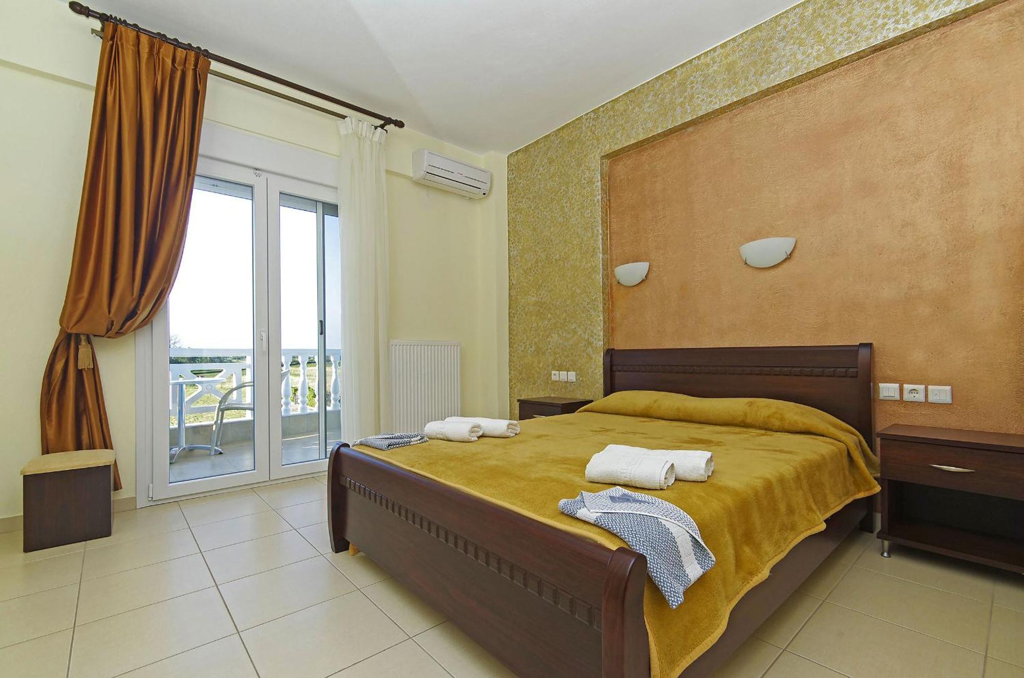 Hotel Paris Paralía エクステリア 写真
